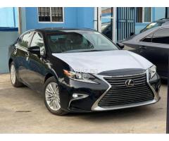 2017 Lexus ES350